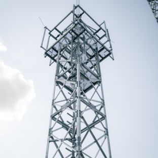 Bau und Montage von Stahlgittermasten für Kommunikation durch Cteam Consulting und Anlagenbau. Bau und Montage von Stahlgittermasten für Kommunikation durch Cteam Consulting und Anlagenbau.