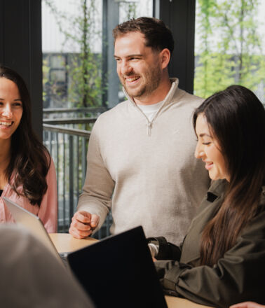 Teamarbeit bei Cteam Consulting: Innovative Planung und technische Lösungen für Projekte. Teamarbeit bei Cteam Consulting: Innovative Planung und technische Lösungen für Projekte.