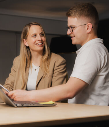 Cteam Mitarbeiter bei der Planung und Beratung von Anlagenbauprojekten. Cteam Mitarbeiter bei der Planung und Beratung von Anlagenbauprojekten.