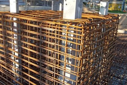 Cteam'in inşaat demiri projeleri, betonarme yapıların temellerini g&uuml;&ccedil;lendiriyor.